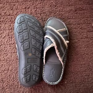 NEW Mens Sandals